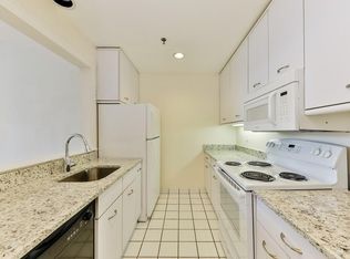 418 Marlborough St #408, Boston, MA 02115