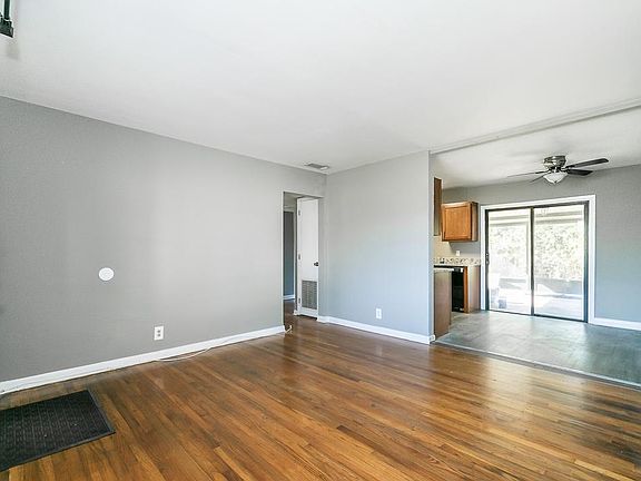 5th image of 556 Ernona St