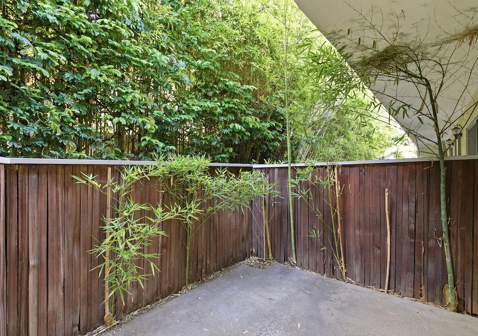 1453 S Westgate Ave — Photo 2