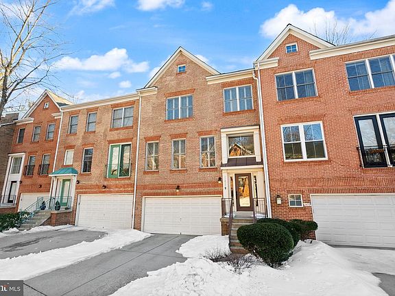 5th image of 11477 Waterhaven Ct