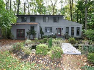 323 Mount Laurel Rd, Mount Laurel, NJ 08054