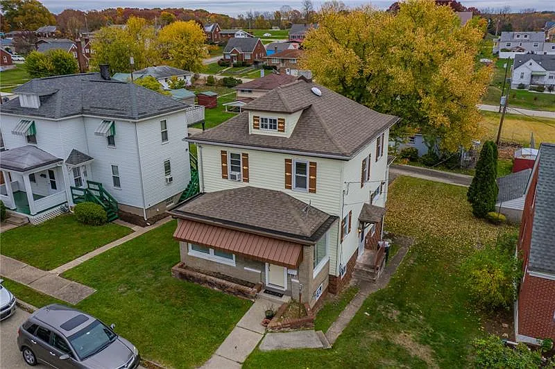 1519 Ashland St photo 1