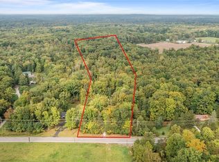 8740 Washington St, Chagrin Falls, OH 44023
