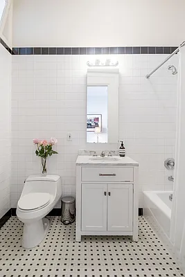 Rented by Town Residential | media 19