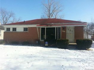 21620 Sussex Ave, Oak Park, MI 48237