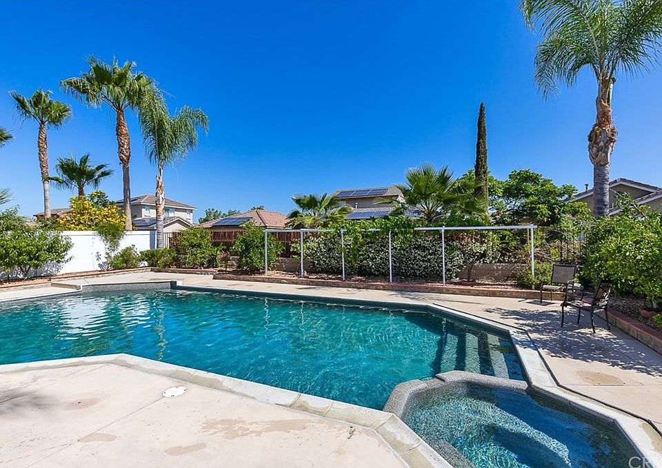 1st image of 39840 Saint Honore Dr