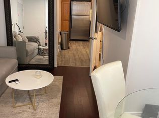 146 Arnold St #1F, Woonsocket, RI 02895