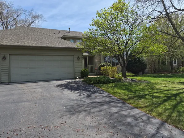 8920 Vickors Xing N, Brooklyn Park, MN 55443