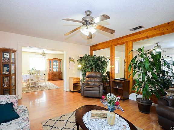 5th image of 24438 Eucalyptus Ave