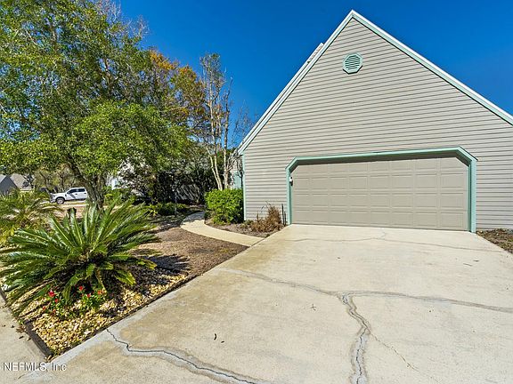 3rd image of 161 OCEAN HOLLOW Lane