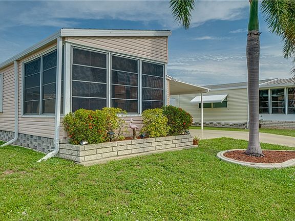 4th image of 229 Rainbow Dr