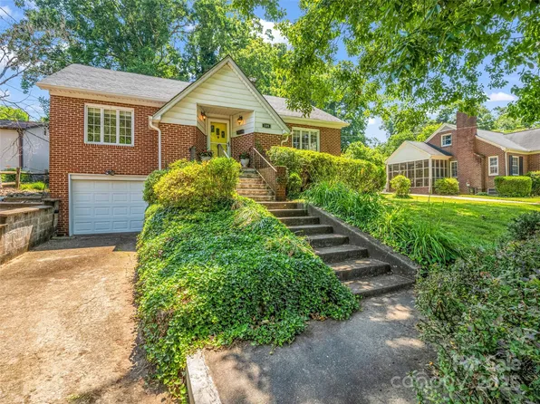 109 Falls St, Morganton, NC 28655