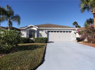 10747 Collar Dr, San Antonio, FL 33576