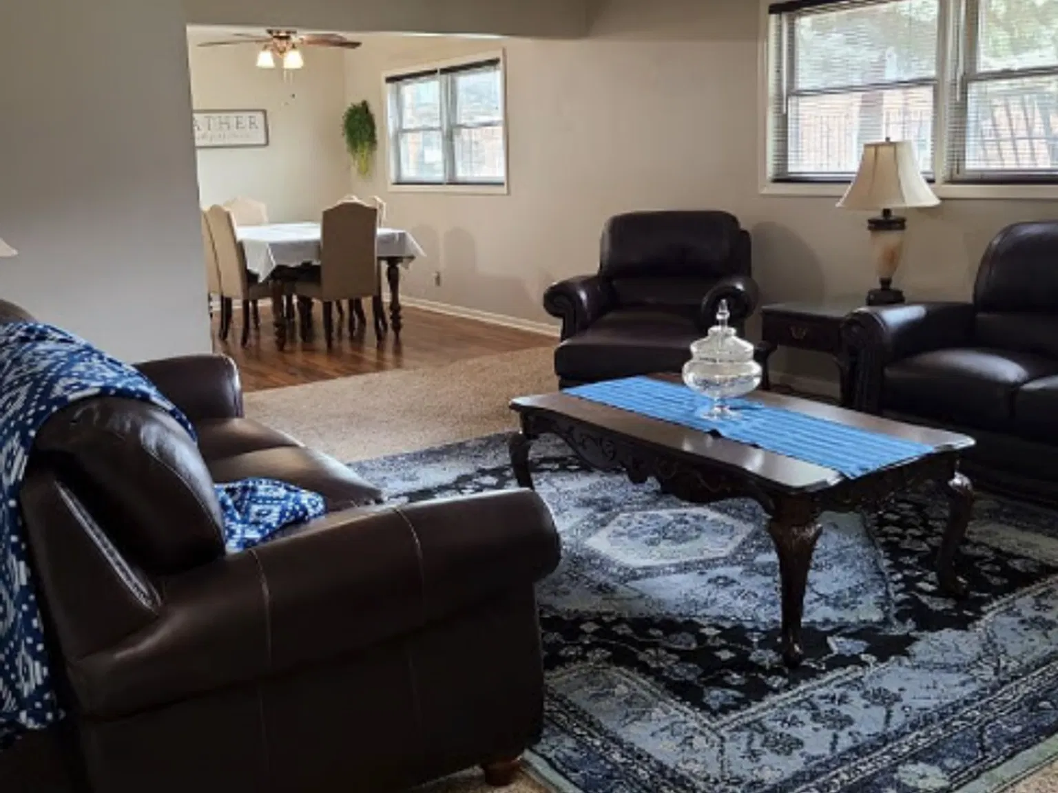 Woodcrest Condos — Photo 2