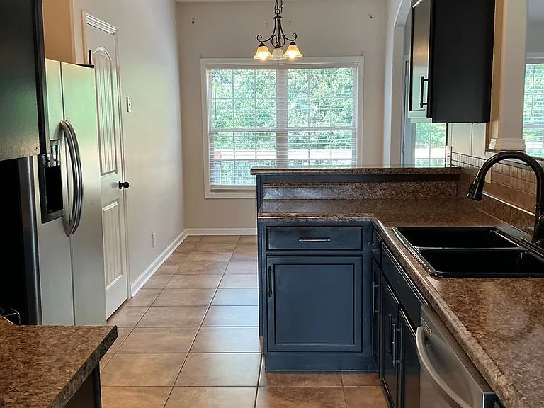 1712 Apache Way — Photo 9