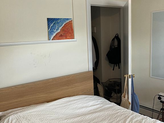 4th image of 6 Cypress St APT 6