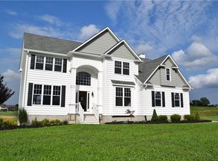 9 Sky View Ln, Chester, NY 10918