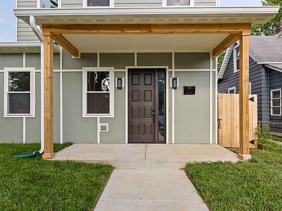 3rd image of 1121 Villa Ave