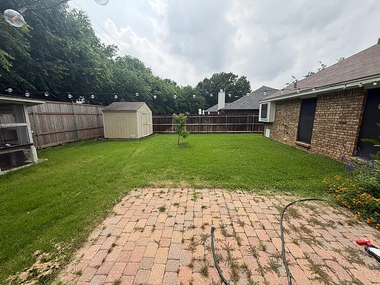 2132 Turf Club Dr — Photo 8