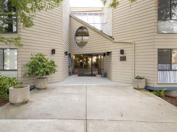 55 W 20th Ave APT 108, San Mateo, CA 94403
