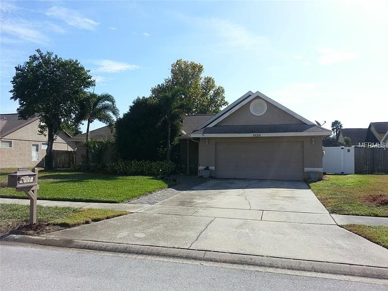 1st image of 8126 Lesia Cir