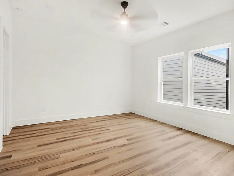 123 Milby St — Photo 17
