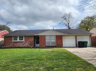 4407 Grapevine St, Houston, TX 77045