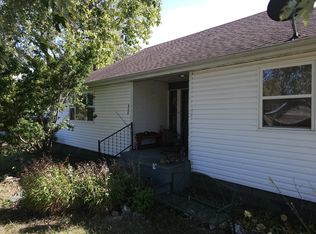 312 E Monroe St, Walnut Grove, MO 65770