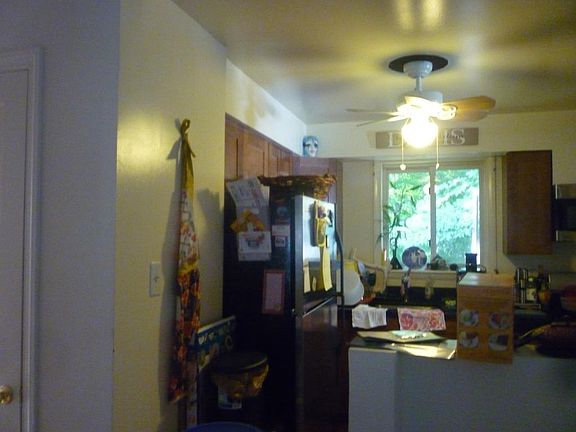 3rd image of 6508 Oakwood Dr