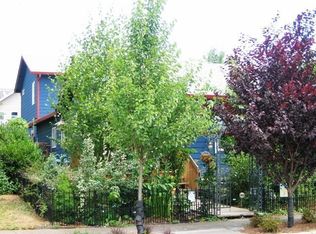 114 N 4th Ave, Ridgefield, WA 98642