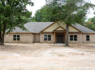 230 Valtie Davis Rd, Combine, TX 75159