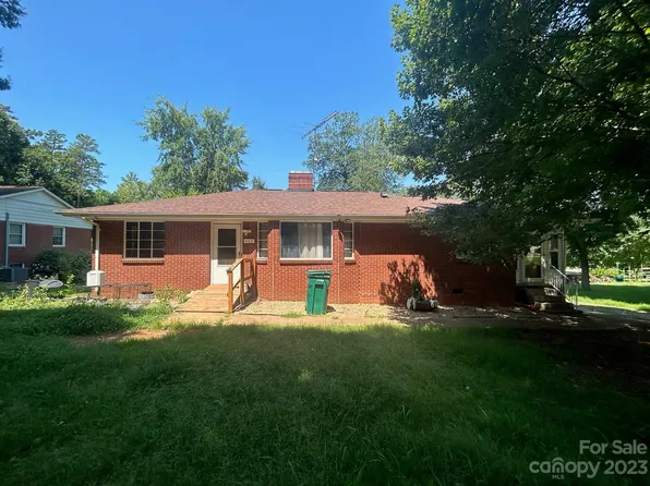 943 N Salisbury Gq Ave, Salisbury, NC 28146