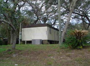 11143 Lake Dr, New Port Richey, FL 34654