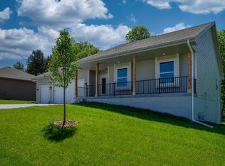 1349 Copper Mountain Dr, Crescent, IA 51526