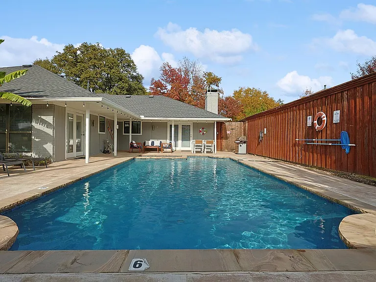 812 Green Brook Dr — Photo 44