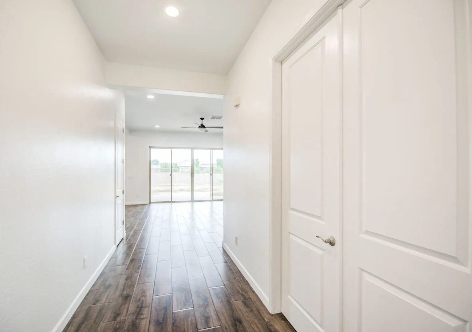 Spacious Next Gen Home in Queen Creek! — Photo 3