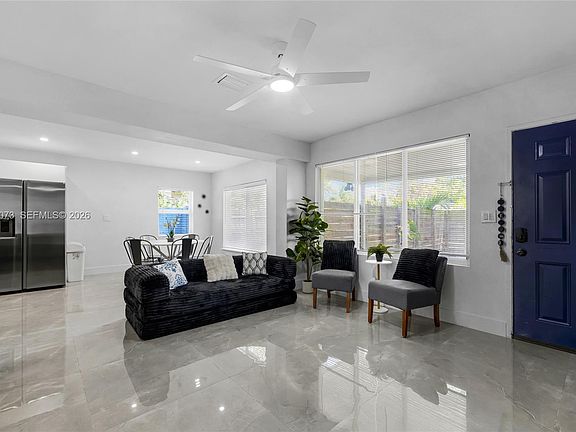 4th image of 1137 SW 8th Ter