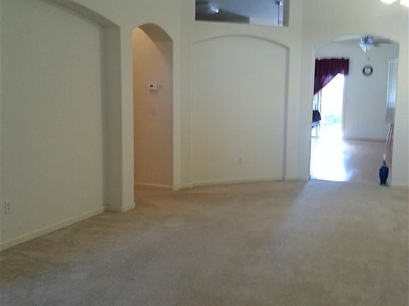 4th image of 742 Ashlynn Way