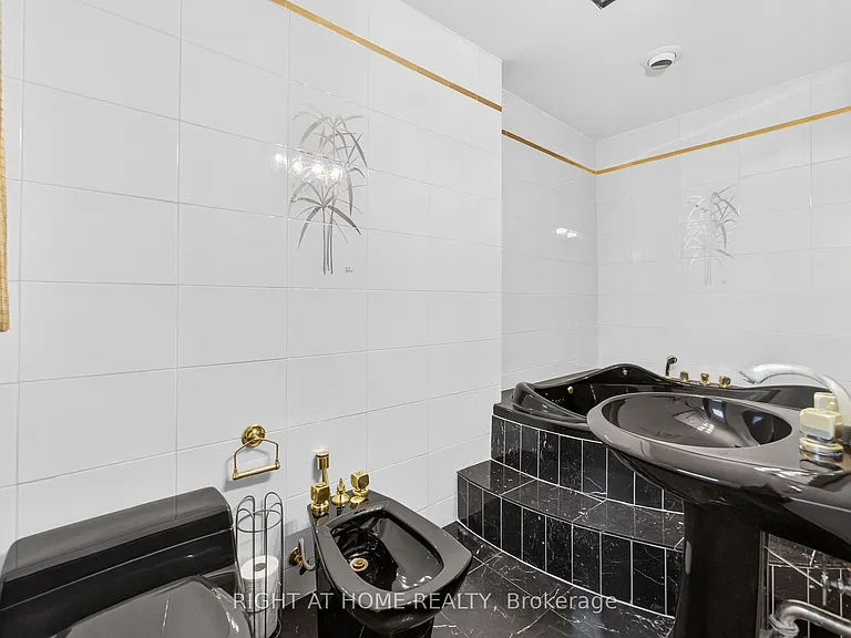 20 Pine Ridge Ln — Photo 22