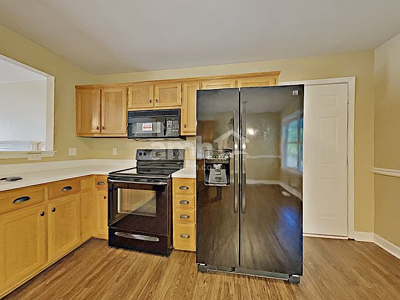 4th image of 2760 Aston Woods Ln