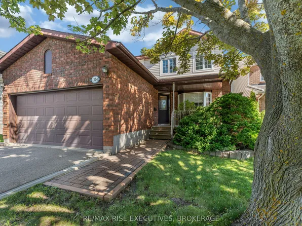 1304 Fisher Cres, Kingston, ON K7M 8T2