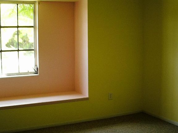 5th image of 3493 Beacon Dr