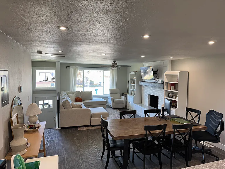 218 N 350 E — Photo 2