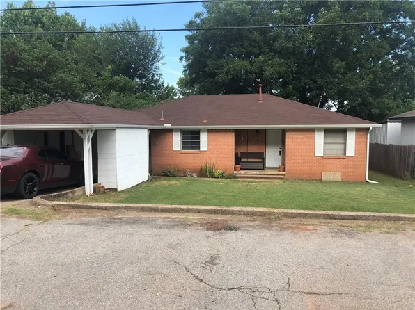 909 N 4th Ave, Purcell, OK 73080