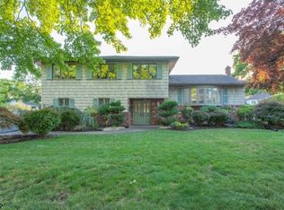 203 Andover Dr, Wayne, NJ 07470