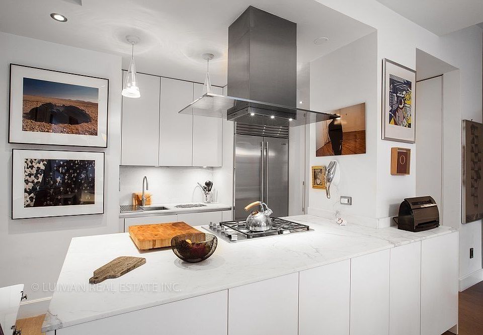 1st image of 99 John St APT 2509