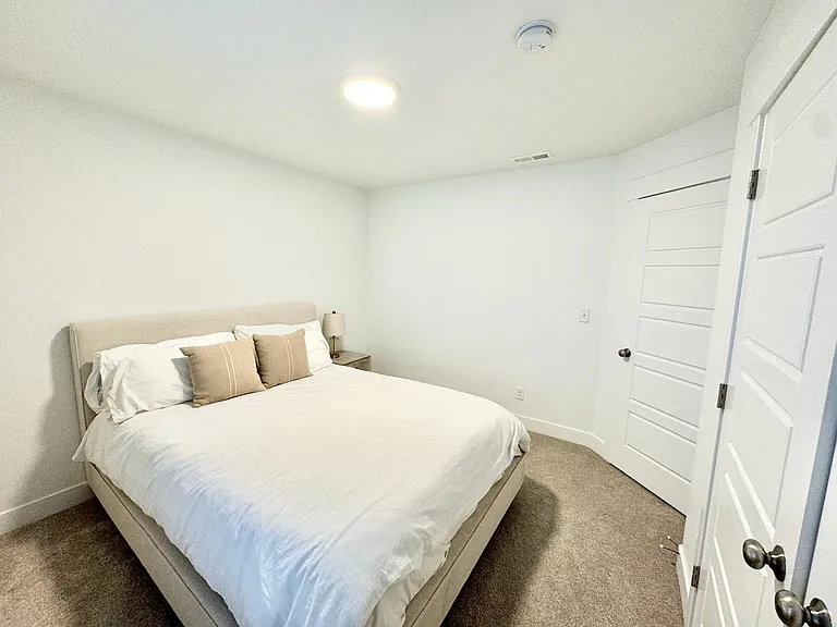 3746 W Big Horn Dr #4 — Photo 11