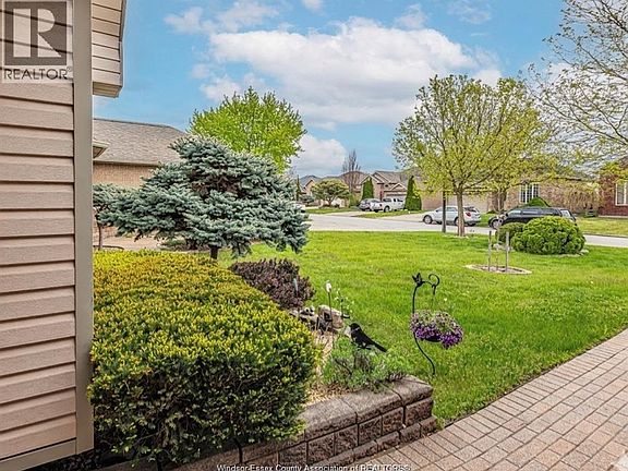 4th image of 1257 Imperial Cres