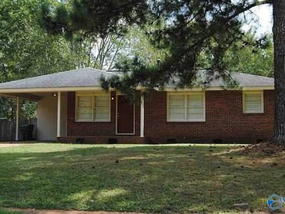 2208 Glen Iris Cir NW, Huntsville, AL, 35810
