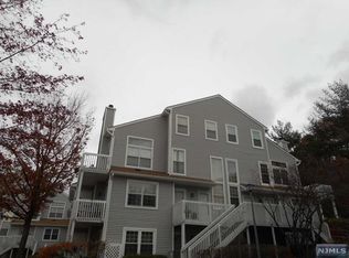 37 Eagles Notch Dr #19, Englewood, NJ 07631